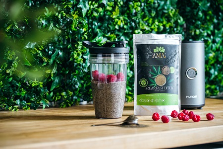 Amaiessence breakfast + Hurom Power Blender